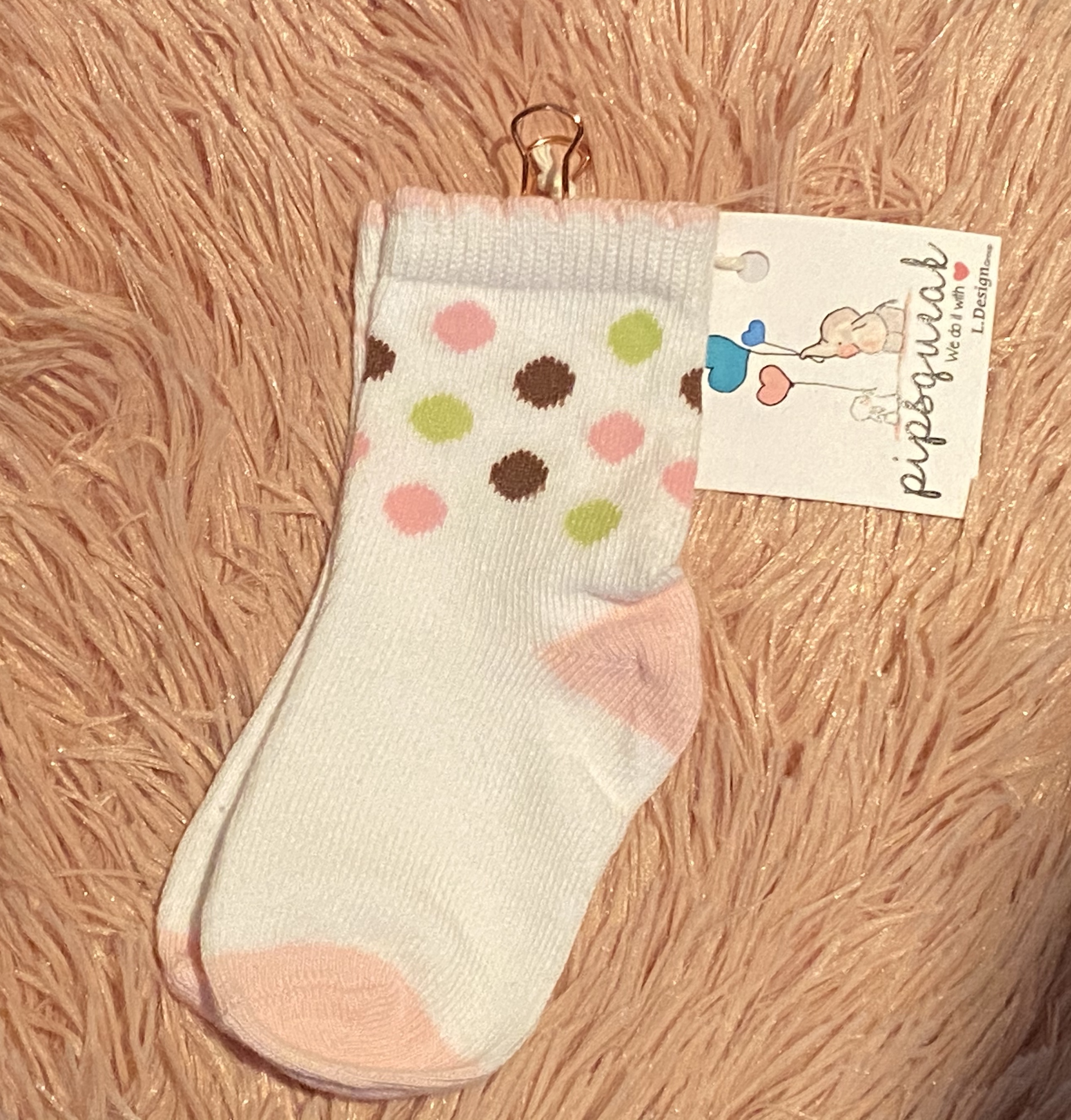 infant-socks-polkadot